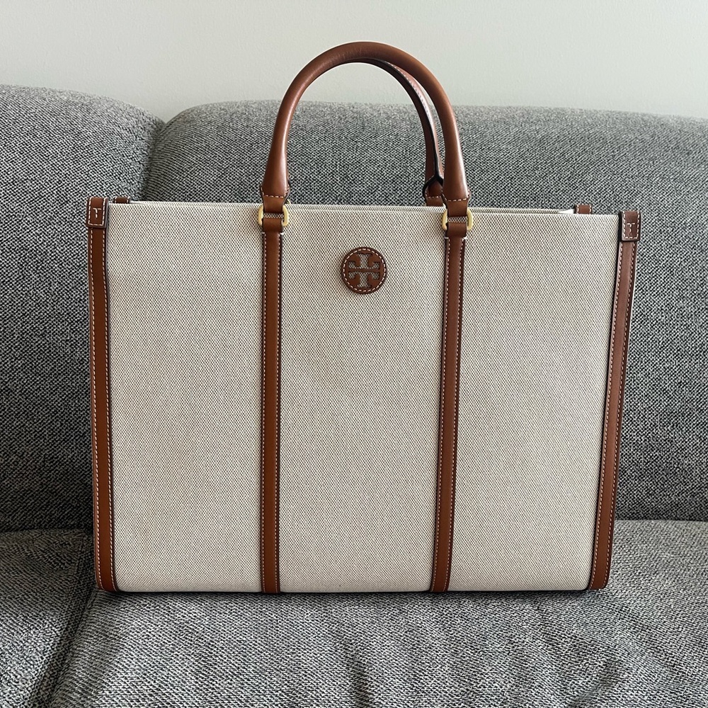 Tory Burch Blake Jumbo Canvas  tote